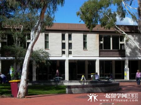堪培拉大学教育，科学科技与数学学院